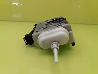 Автозапчастина б/у замок передній праві двері для audi a4 avant (b5) akn посилання на oem iam 4d1837016d  