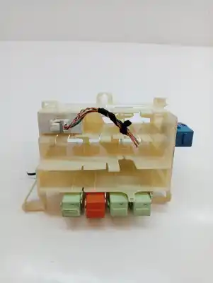 Peça sobressalente para automóvel em segunda mão caixa de fusíveis e relés por bmw x3 (e83) 3.0 i xdrive referências oem iam 61356902269