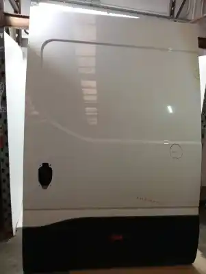 Автозапчастина б/у ліві розсувні бічні двері для IVECO DAILY FURGON F1AGL411A*L Посилання на OEM IAM 5801524990  