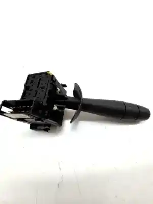 Pezzo di ricambio per auto di seconda mano comando pulito per renault trafic combi (ab 4.01) g9u b7-d riferimenti oem iam 7701059269  