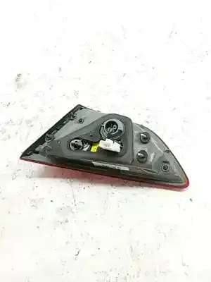 Peça sobressalente para automóvel em segunda mão farolim interior traseiro esquerdo por hyundai i30 (gd) d4fc referências oem iam 92403a5010