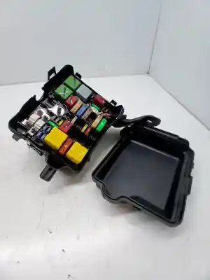 Pezzo di ricambio per auto di seconda mano SCATOLA RELÈ/FUSIBILI per PEUGEOT 2008 (--.2013->)  Riferimenti OEM IAM 9671924480  9671941780