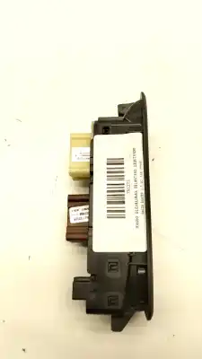 Second-hand car spare part left front power window switch for dacia duster dhd2 oem iam references 254118722r  254113300r