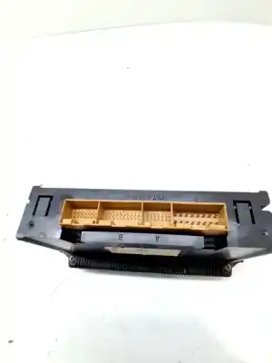 Peça sobressalente para automóvel em segunda mão comando de sofagem (chauffage / ar condicionado) por audi a3 (8l) 8l referências oem iam 8l0820043bb98  