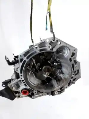 Second-hand car spare part gearbox for toyota auris (_e18_) 1.4 d-4d (nde180_) oem iam references 3030002150