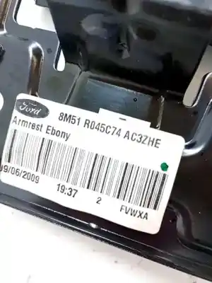 Peça sobressalente para automóvel em segunda mão apoio de braço consola central por ford focus berlina (cap) kkda referências oem iam 1724357  8m51r045c74ae3zhe