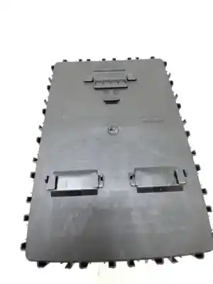 Second-hand car spare part fuse box unit for ford fiesta (ce1) xyje oem iam references 2405818  kt1t15604dcc