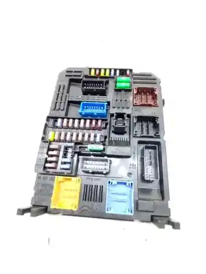 Peça sobressalente para automóvel em segunda mão caixa de fusíveis e relés por opel corsa f corsa-e (68) referências oem iam 9832880280