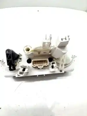 Second-hand car spare part climate control for renault clio iii d4f d7 oem iam references 7701060017  