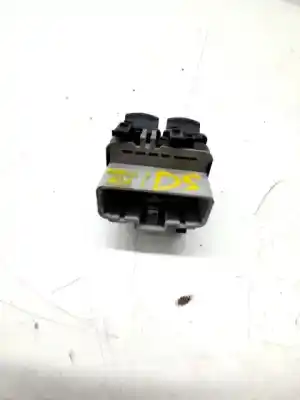 Second-hand car spare part left front power window switch for renault clio iii d4f d7 oem iam references 8200214943  