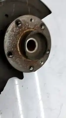 Second-hand car spare part front right knuckle for dacia duster dhd2 oem iam references 8200881829  