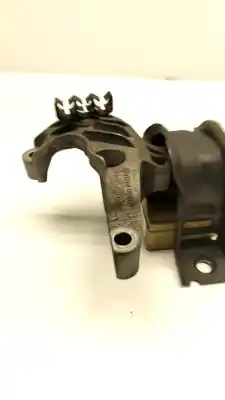 Second-hand car spare part engine support for dacia duster dhd2 oem iam references 113758078r  
