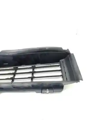 Peça sobressalente para automóvel em segunda mão grade do radiador dianteiro por dacia sandero 1.0 tce cat bivalent. gasolina / gpl referências oem iam 214f60895r