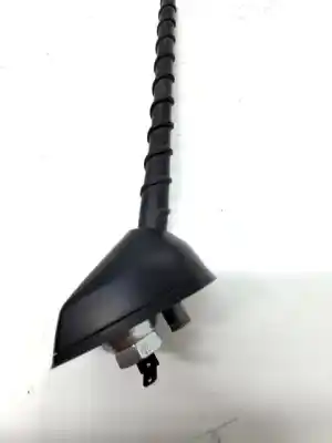 İkinci el araba yedek parçası ANTEN için SSANGYONG XLV LIMITED 4X2 115 CV / 85 KW OEM IAM referansları 8940032000  