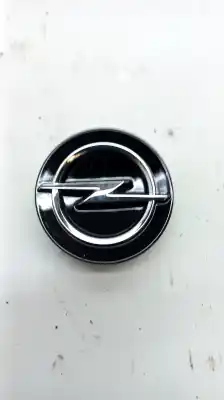 İkinci el araba yedek parçası AMBLEM için OPEL CORSA F CORSA-E (68) OEM IAM referansları 98503686XK  