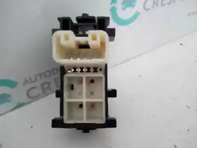 Second-hand car spare part right front power window switch for toyota auris (_e15_) 1.4 d-4d (nde150_) oem iam references   
