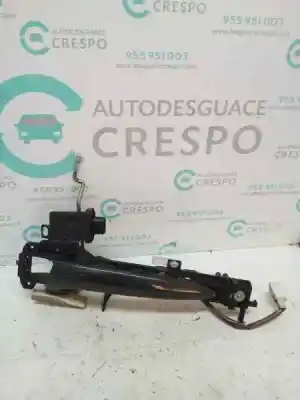 Автозапчастина б/у ліва передня зовнішня ручка для lexus is200 (ds2/is2) 220d посилання на oem iam 8999130050  