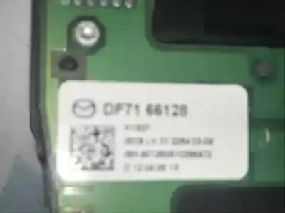 Peça sobressalente para automóvel em segunda mão comutador de limpa vidros por mazda 2 lim. (de) 1.4 diesel cat referências oem iam df7166128  