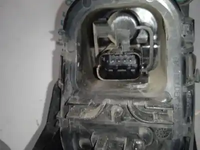 Second-hand car spare part right tailgate light for renault clio iv expression oem iam references 265509846r  