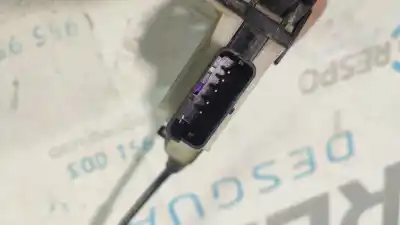 Peça sobressalente para automóvel em segunda mão fechadura da porta traseira esquerda por peugeot 208 active referências oem iam 9812501280