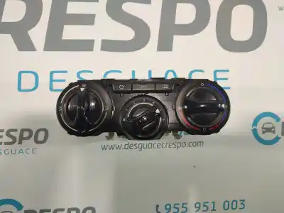 Peça sobressalente para automóvel em segunda mão COMANDO DE SOFAGEM (CHAUFFAGE / AR CONDICIONADO)  por PEUGEOT 208  Referências OEM IAM E1063071  