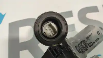 Peça sobressalente para automóvel em segunda mão elevador de vidros dianteiro direito por toyota yaris active referências oem iam 857100d100