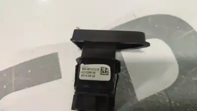 Second-hand car spare part hazard warning lights for renault clio iv (bh_) 0.9 tce 90 oem iam references 252907372r  