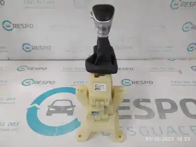 Pezzo di ricambio per auto di seconda mano leva del cambio per kia ceed (cd) 1.6 crdi 136 riferimenti oem iam 46700m6200kb  