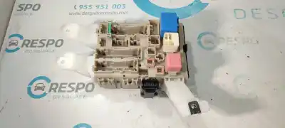 Peça sobressalente para automóvel em segunda mão caixa de fusíveis e relés por toyota verso 1.6 d-4d cat referências oem iam 827300f320