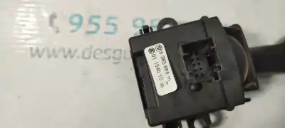 Peça sobressalente para automóvel em segunda mão Comutador De Piscas  por BMW SERIE X3 (E83) 2.0d [2.0 Ltr. - 110 kW 16V Diesel CAT] Referências OEM IAM 8363668  