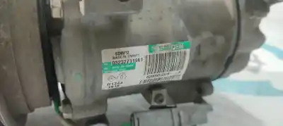 Peça sobressalente para automóvel em segunda mão Compressor De Ar Condicionado A/a A/c por RENAULT KANGOO Profesional Referências OEM IAM 8200953359A  