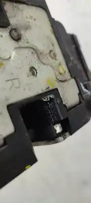 Peça sobressalente para automóvel em segunda mão fechadura da porta dianteira direita por kia pro cee´d (ed) 1.6 crdi 90 referências oem iam 0354a723  