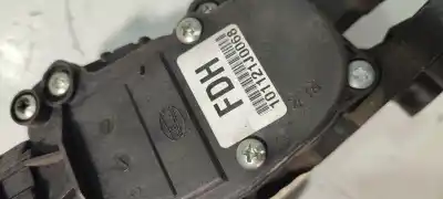 Second-hand car spare part potentiometer for kia pro cee´d (ed) 1.6 crdi 90 oem iam references 101121j0068  