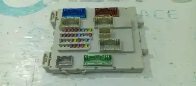 Second-hand car spare part fuse box unit for volvo v40 kinetic oem iam references 31394964  