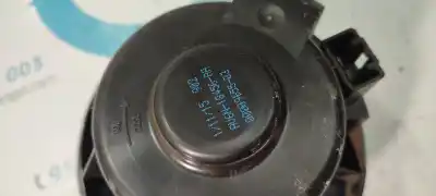 Peça sobressalente para automóvel em segunda mão Ventilador De Aquecimento por FORD FOCUS III 1.6 TDCi Referências OEM IAM AV6N18456AA  