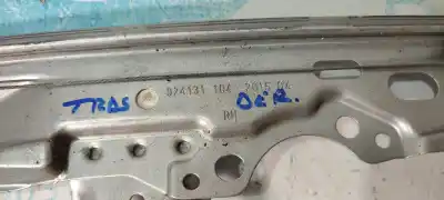 Peça sobressalente para automóvel em segunda mão elevador de vidros traseiro direito por ford focus iii 1.6 tdci referências oem iam 