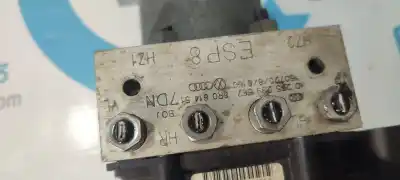 Peça sobressalente para automóvel em segunda mão abs por audi q5 (8r) 2.0 tdi advanced edition quattro (140kw) referências oem iam 8r0614517dn