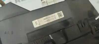 Second-hand car spare part multifunction display for mazda 3 lim. (bl) active oem iam references 4682008982  bbp35571xd