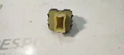 Автозапчасти б/у ВЫКЛЮЧАТЕЛЬ ЛЕВОГО ПЕРЕДНЕГО ОКНА за RENAULT CLIO IV (BH_)  ссылки OEM IAM 254118044R  