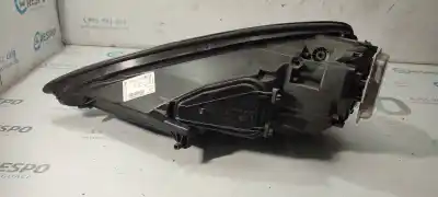 Second-hand car spare part right headlight for porsche panamera 4.8 v8 cat oem iam references 97063117007