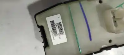 Peça sobressalente para automóvel em segunda mão botão / interruptor elevador vidro dianteiro esquerdo por jeep commander 3.0 v6 crd limited referências oem iam 04602781aa  