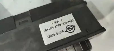 Pièce détachée automobile d'occasion commande de climatisation / chauffage pour ssangyong kyron 2.0 références oem iam 6870009081  