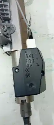 Автозапчастина б/у рульва колонка для peugeot 508 active посилання на oem iam 9807502980