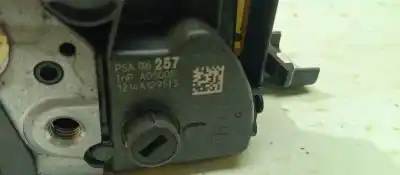 Peça sobressalente para automóvel em segunda mão fechadura da porta dianteira direita por peugeot 508 active referências oem iam 006257  