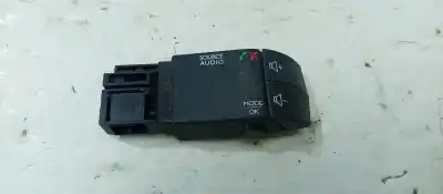 Pezzo di ricambio per auto di seconda mano Controllo Del Volante per RENAULT CLIO IV Limited Riferimenti OEM IAM 255522448R  