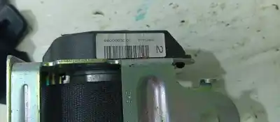 Peça sobressalente para automóvel em segunda mão CINTO DE SEGURANÇA TRASEIRO DIREITO por CITROEN DS5 Desire Hybrid4 Referências OEM IAM 98000632XX  