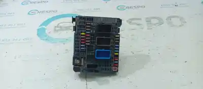 Pièce détachée automobile d'occasion boîtes à fusibles pour citroen ds5 desire hybrid4 références oem iam 9677987580