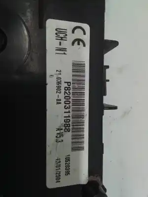 Recambio de automóvil de segunda mano de caja reles / fusibles para renault clio i fase i+ii  (b/c57) *   |   0.91 - 0.98 | 1991 - 1998  referencias oem iam p8200311988  