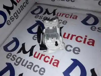 Автозапчасти б/у централизованный привод закрытия ворот за renault clio ii fase ii (b/cb0) clio ссылки oem iam 8200060917  