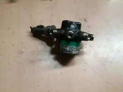 Second-hand car spare part DISTRIBUTOR PIPE for RENAULT MEGANE II BERLINA 5P  OEM IAM references 8200379933   Second-hand car spare part DISTRIBUTOR PIPE for RENAULT MEGANE II BERLINA 5P  OEM IAM references 8200379933